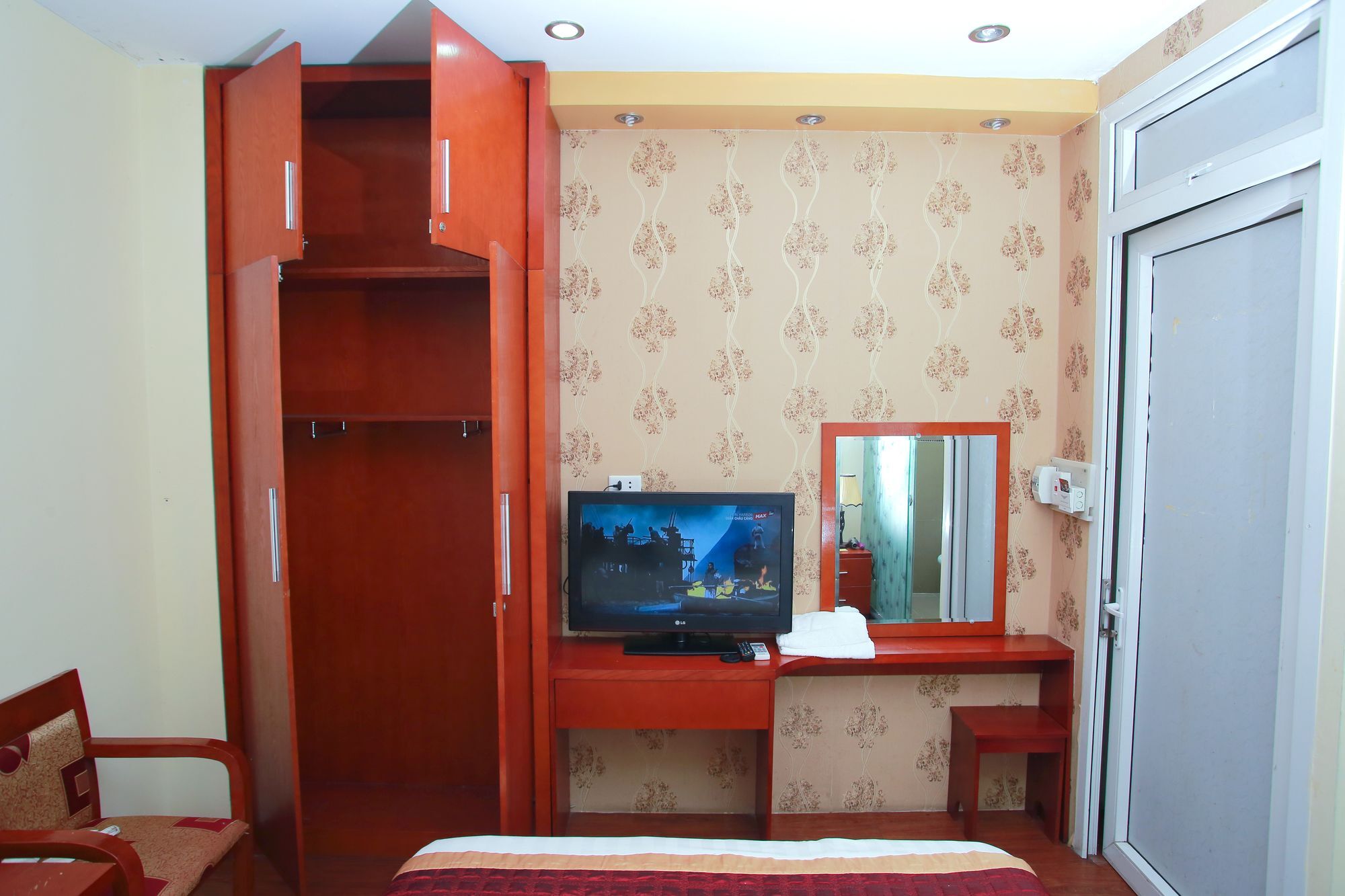Reddoorz Near Hanoi Railway Station المظهر الخارجي الصورة