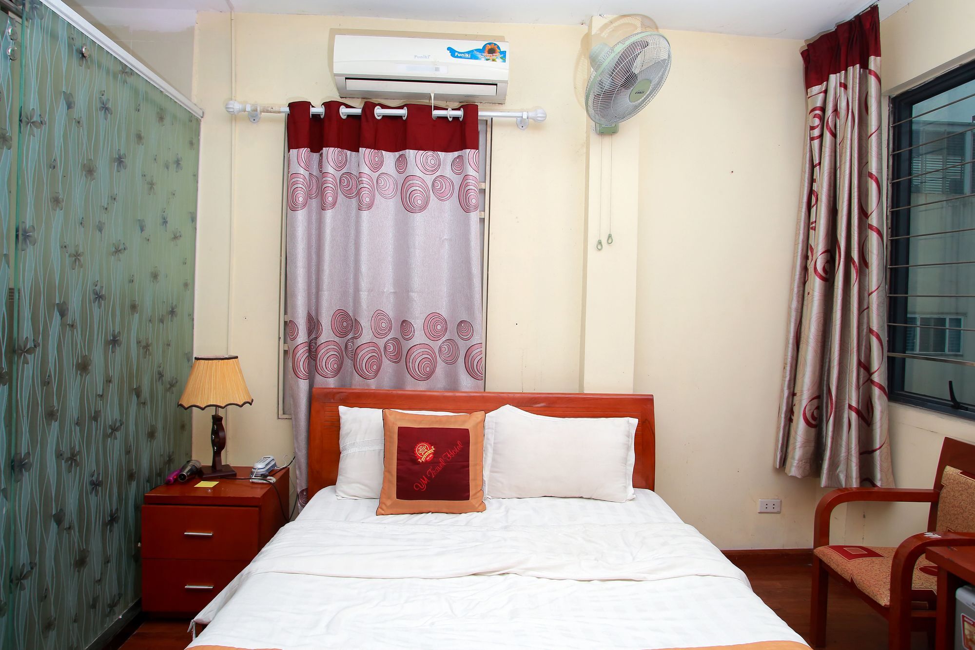 Reddoorz Near Hanoi Railway Station المظهر الخارجي الصورة