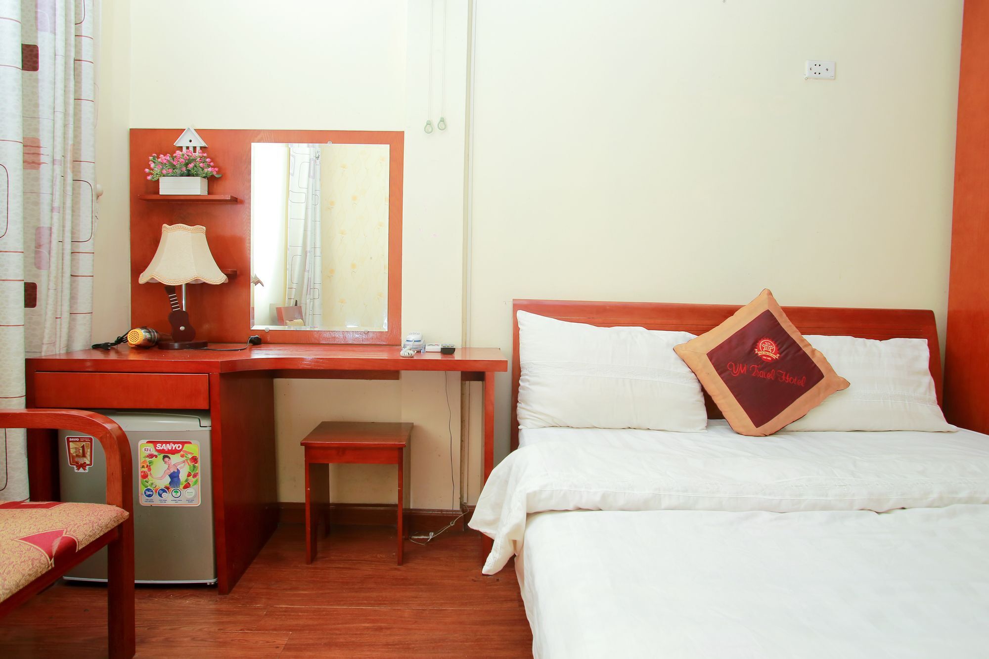 Reddoorz Near Hanoi Railway Station المظهر الخارجي الصورة