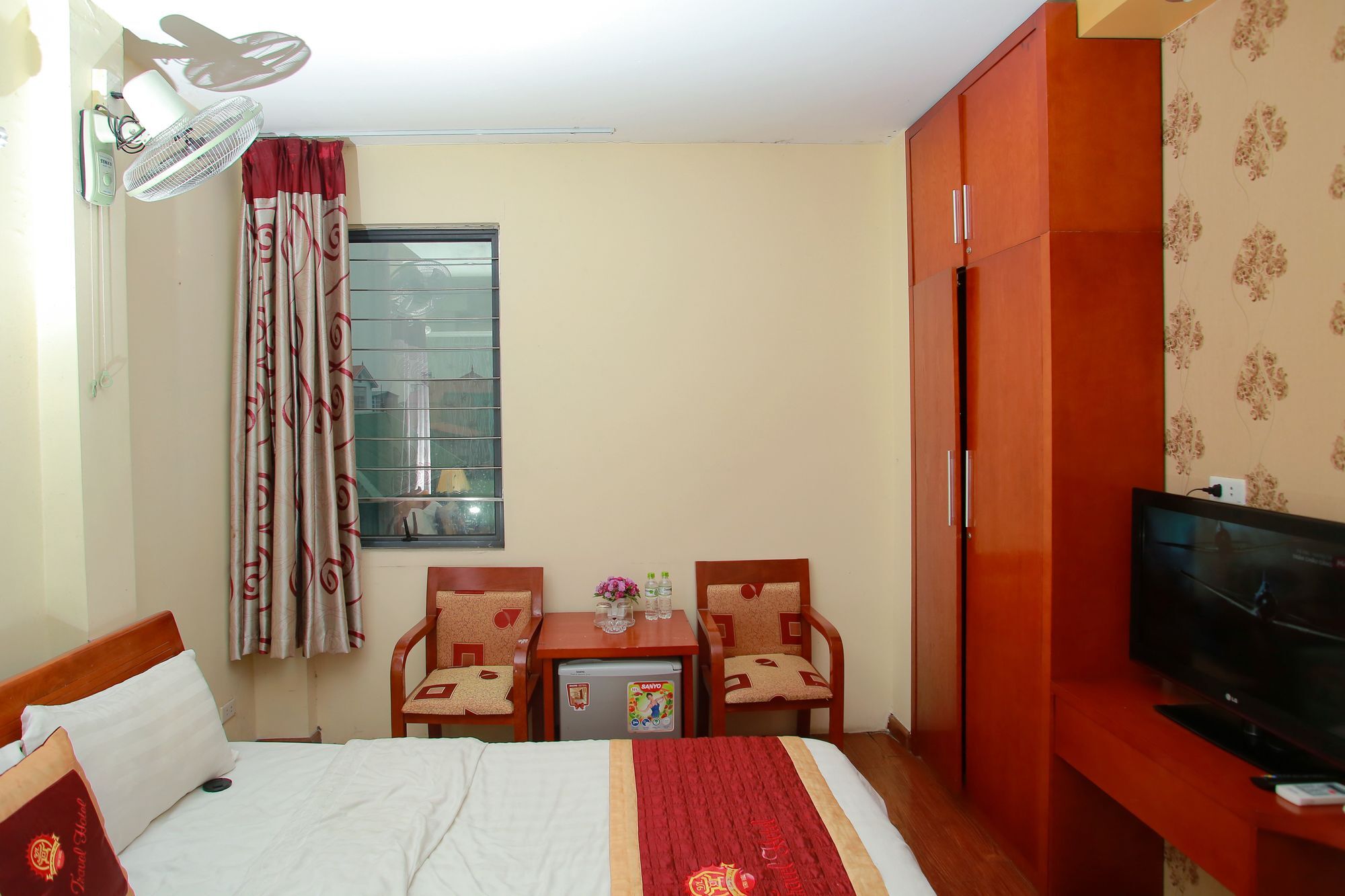 Reddoorz Near Hanoi Railway Station المظهر الخارجي الصورة