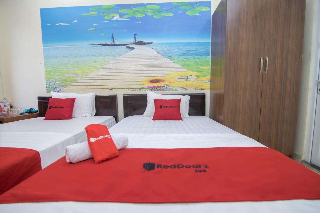 Reddoorz Near Hanoi Railway Station المظهر الخارجي الصورة