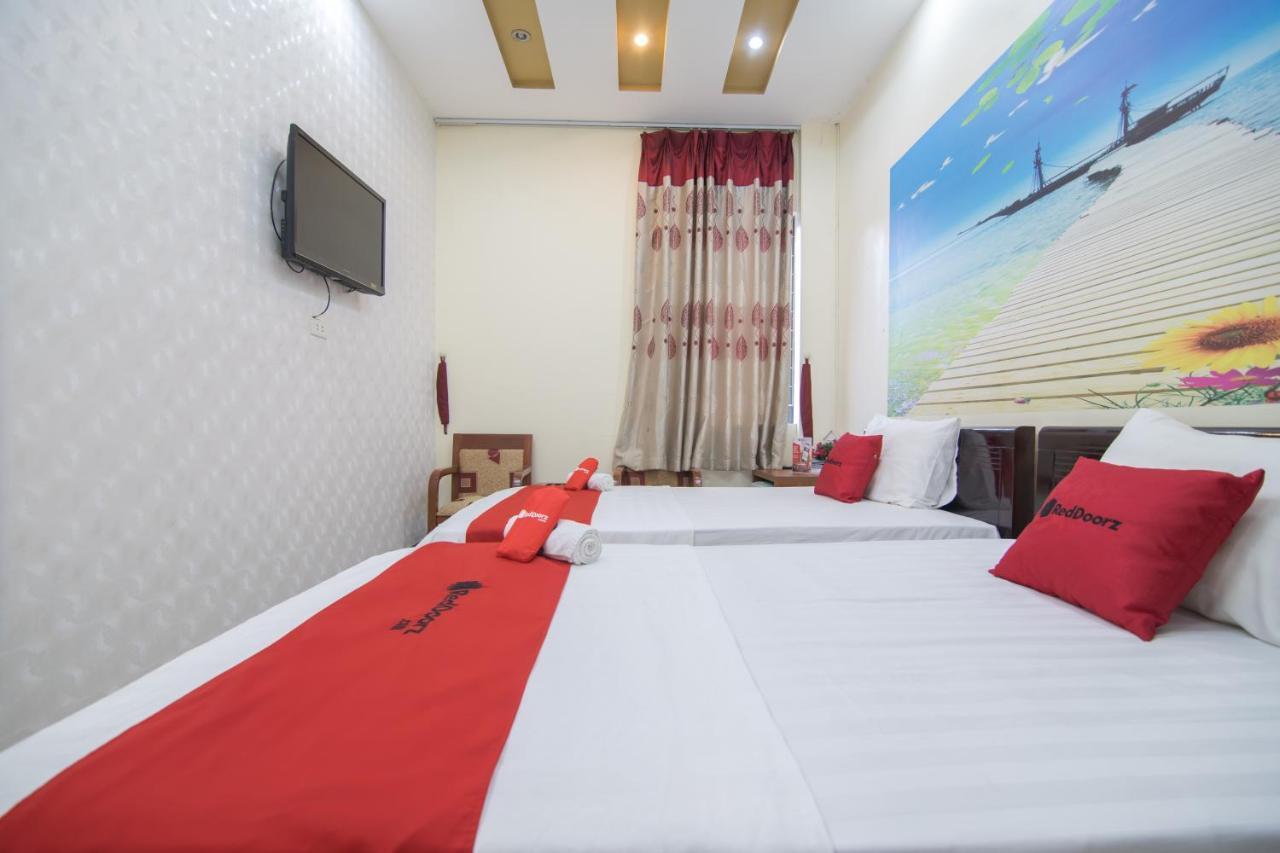 Reddoorz Near Hanoi Railway Station المظهر الخارجي الصورة